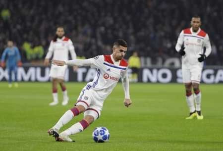 表现值得被 表现值得被