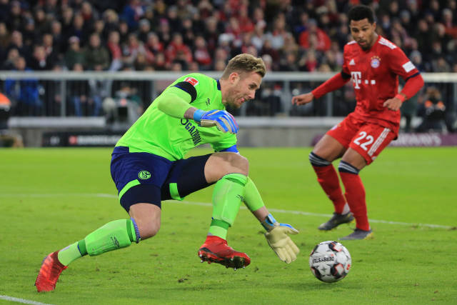 他个人也因 他个人也因